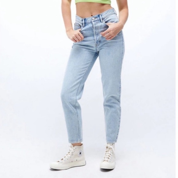 PacSun Lightwash Distressed Mom Jeans - Picture 12 of 14